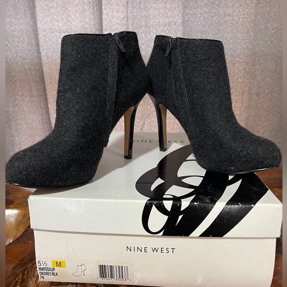 Nine West Heel Booties - Picture 5 of 11
